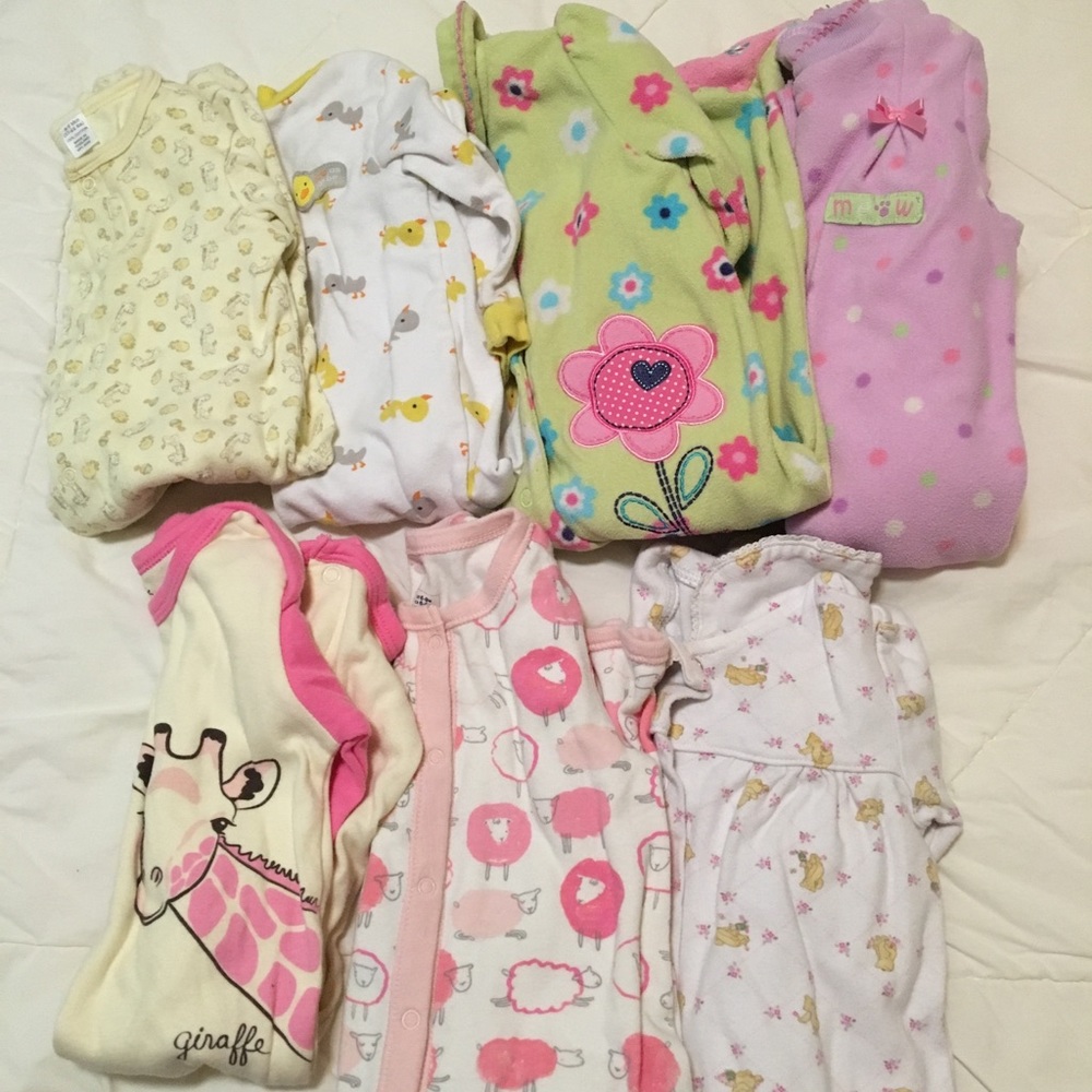 Lot of 6-9 months sleepers infant girl gap carter